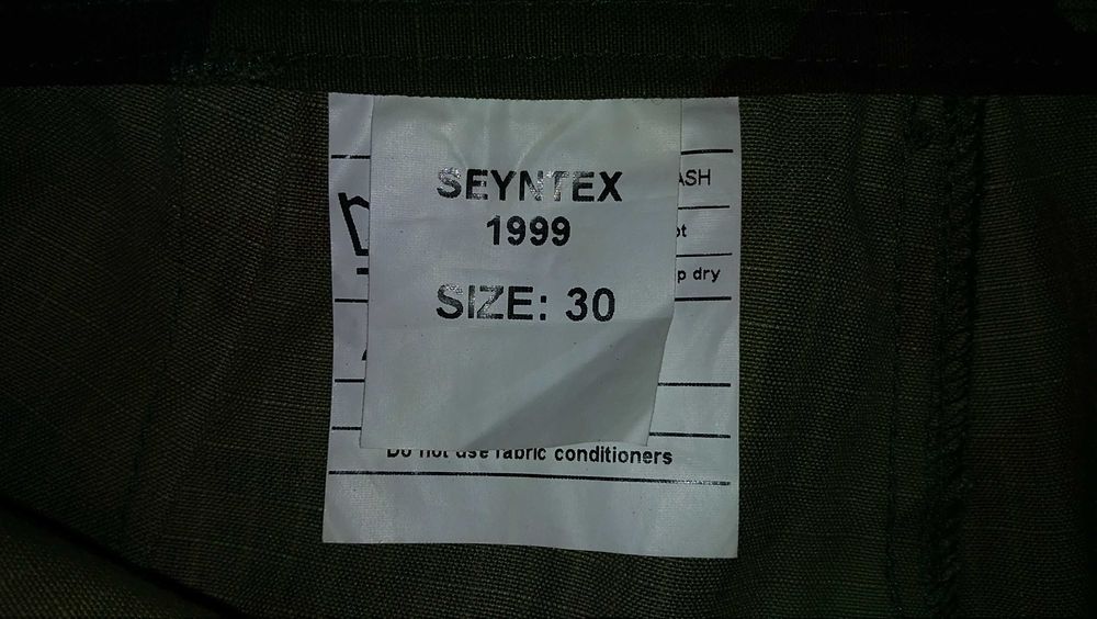 Kontraktowe Spodnie wojskowe armii irlandzkiej 30 S vintage 1999