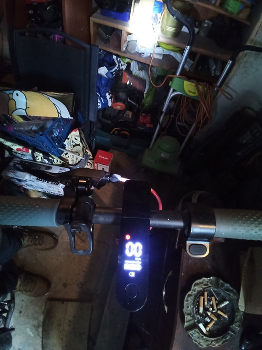 Електросамокат АОVO