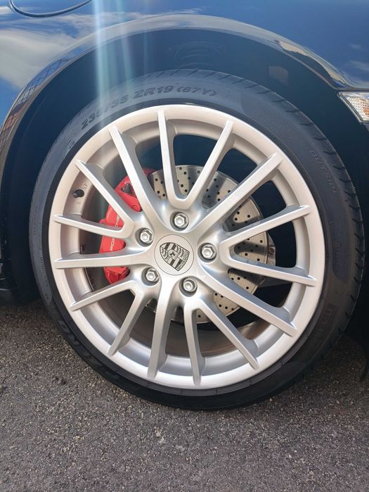 Porsche 911-997 Carrera 4S - cabrio - 2007 - c/caixa manual