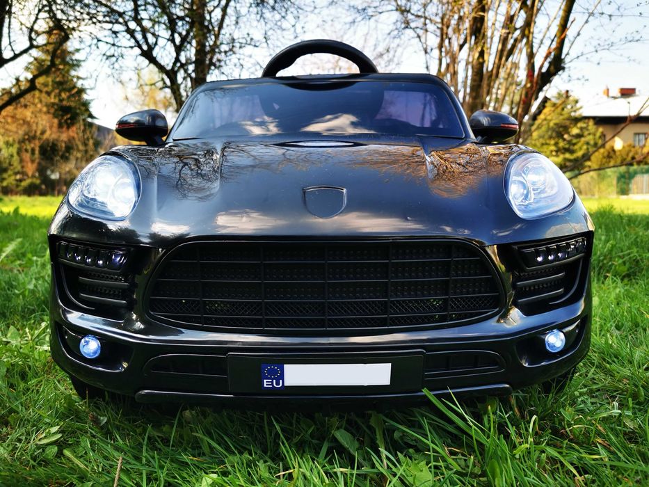 Samochód PORSCHE CAYENNE SUV Auto Akumulator Elektryczny RC 2 DZIECI