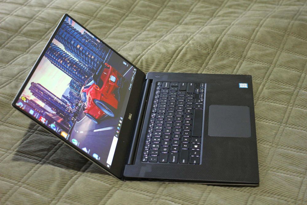 DELL Precision 5510/i7-6820HQ 8x/NvidiaM1000M 2GB/16GB/SSD256/АКБ5ч/15.6 ipsFHD