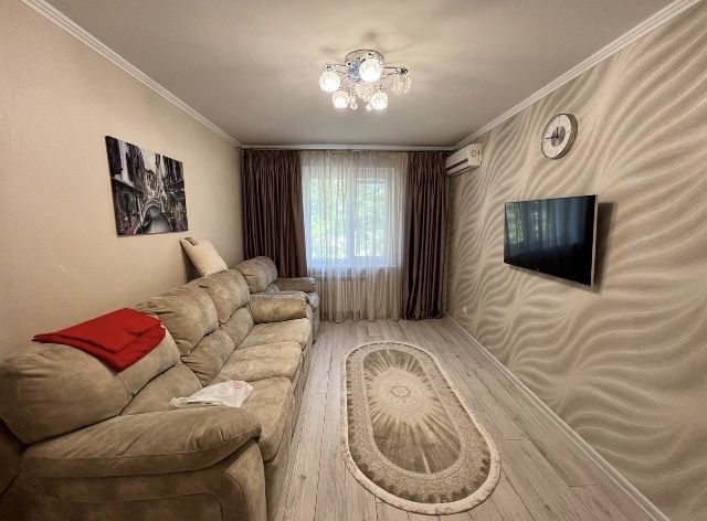 Продам 3к квартиру на Ж/М Левобережный, Мира, Караван