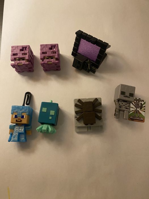 Фігурки Кіндер Майнкрафт Minecraft