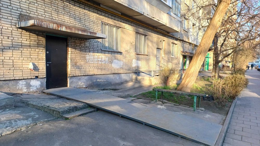 Оренда приміщення во вул. Володимира Великого, 35