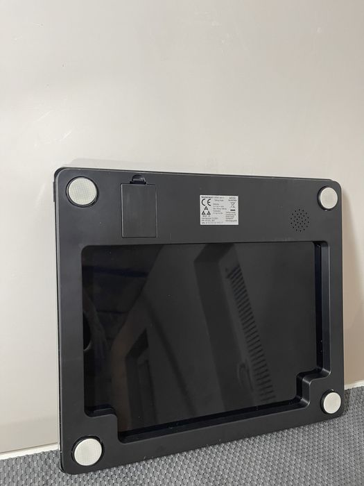 Ваги(є 4 на вибір)