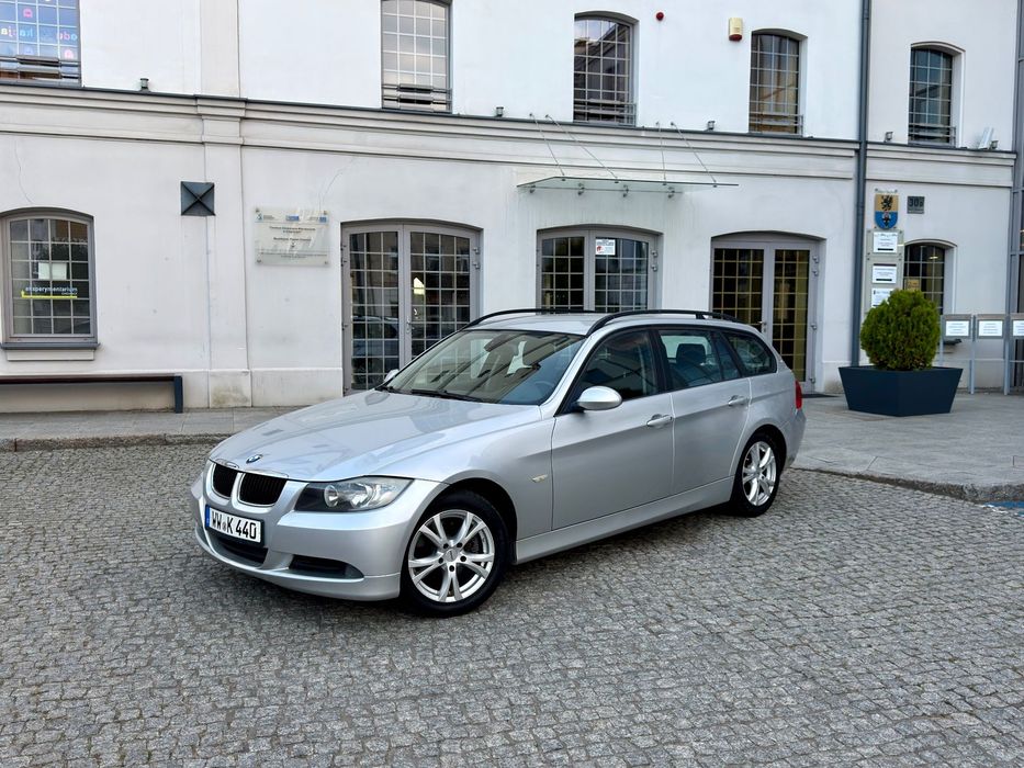 BMW Seria 3 niski przebieg, pełen serwis, piękny stan, alufelgi,, bogata wersja