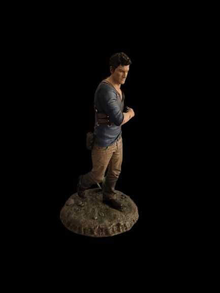 Estátua Nathan Drake - Jogo Uncharted 4 Playstation