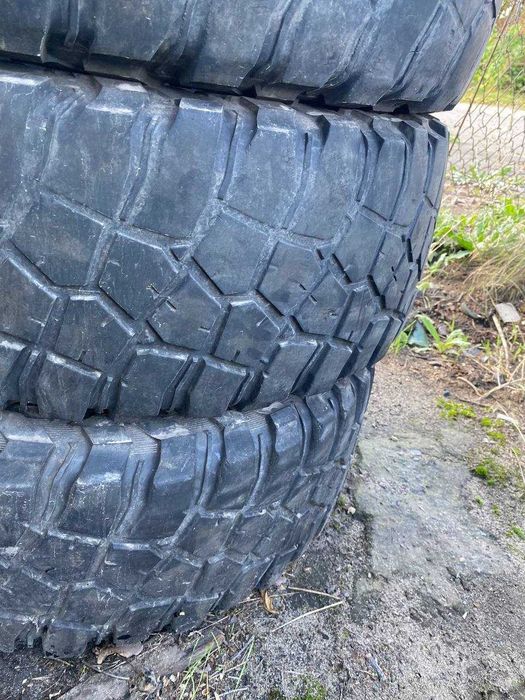 резина BFGoodrich Mud Terrain T/A KM3 265/65 R17 120Q XL