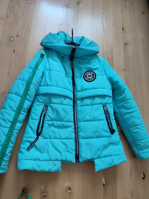 Продам    дитячу.   курточку