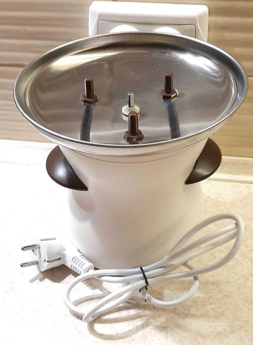 Шоколадний фонтан Camry CR 4457 нижня частина