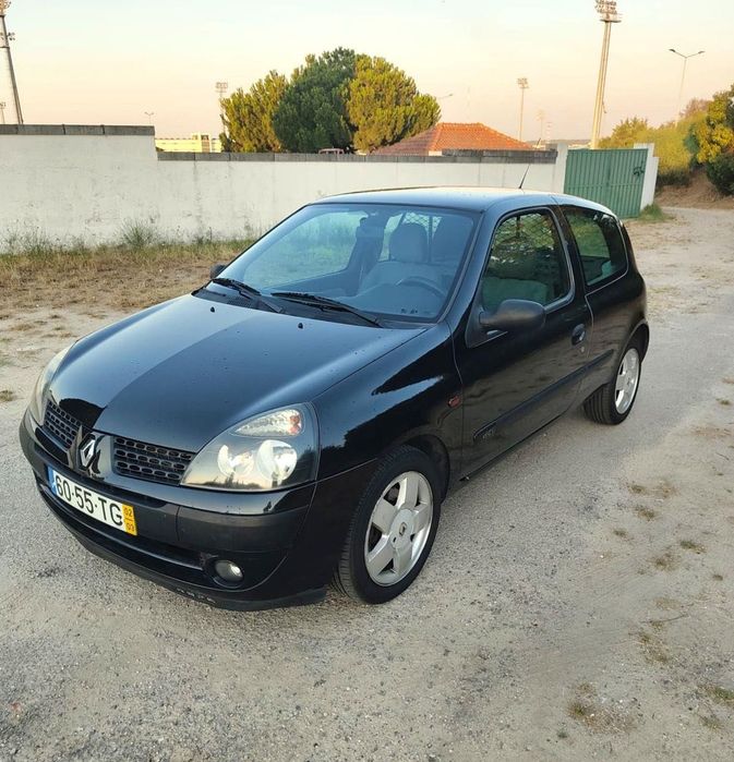 Renault Clio Comercial 1.5 dCi 1 Dono – 225.500 km – Histórico Completo (+3000€ Gasto em Oficina)