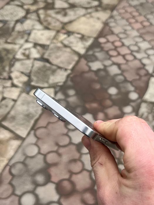 Iphone 16 Pro Max 256gb Titanium White ідеальний як НОВИЙ акб96% айфон