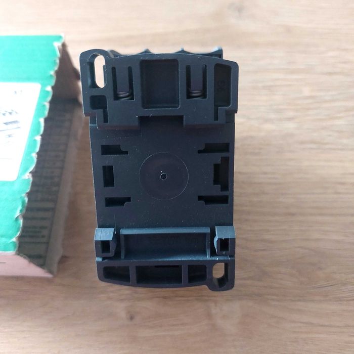 Stycznik mocy Schneider LC1D32