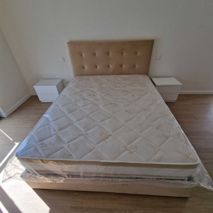 Camas de Casal Estofadas de Luxo 199€ Disp. em Várias Cores! 190x140m!