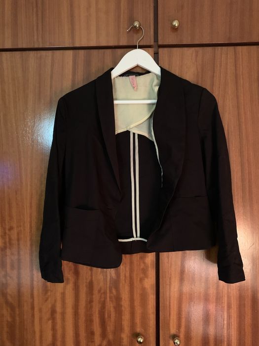 Blazer Bershka preto novo