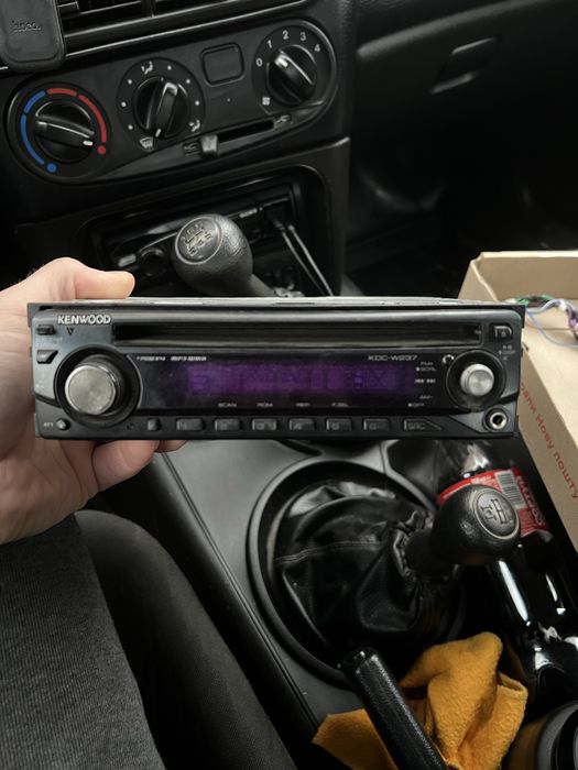 Продам магнітоли оригінал