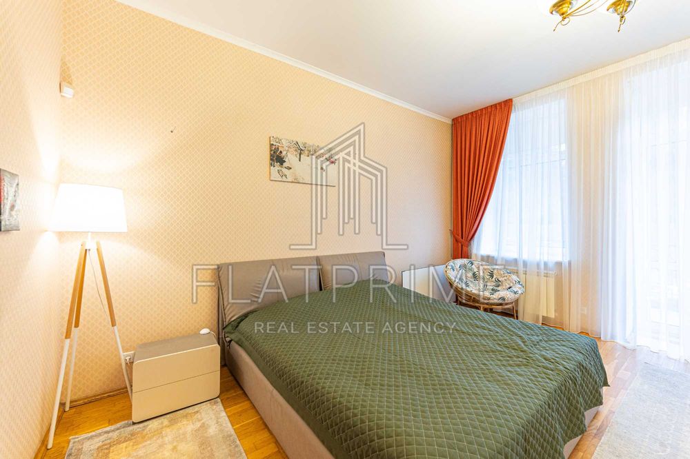 Без% Продаж 3-х кімнатної квартири, 135 м2, вул. Назарівська, 9