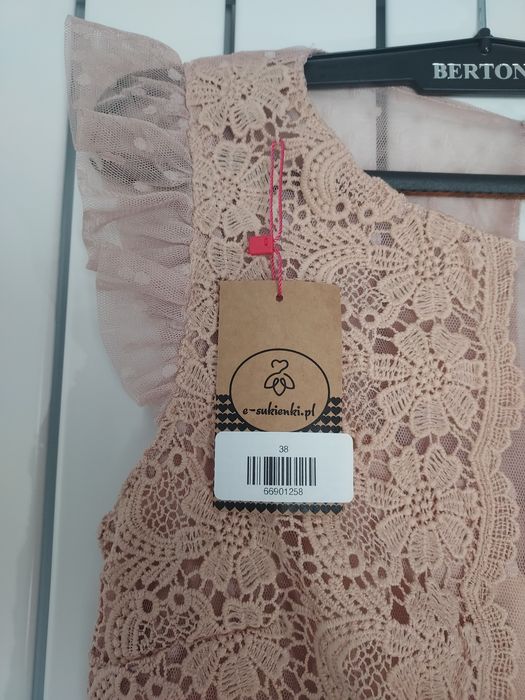Sukienka rozm 38 beżowa  nowa wieczorowa