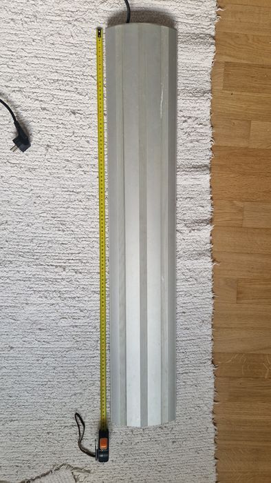 Lampa akwarystyczna