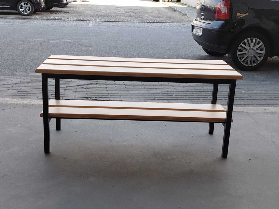 Banco Balneário em Pinho Envernizado - NOVO