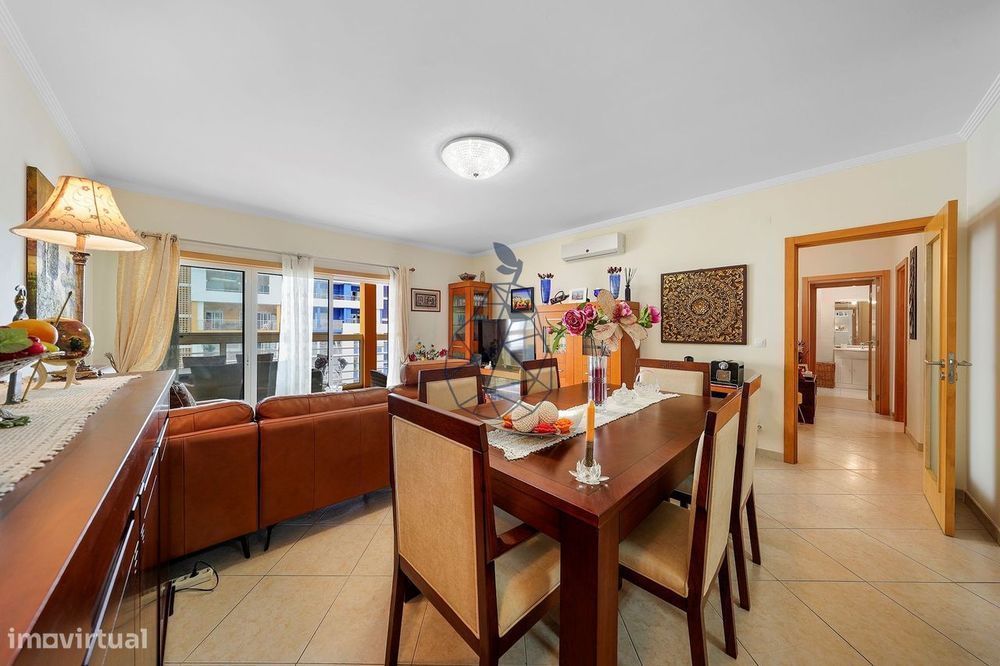 Magnifico Apartamento T2 situado no 7º piso   com 2 casas de banho no