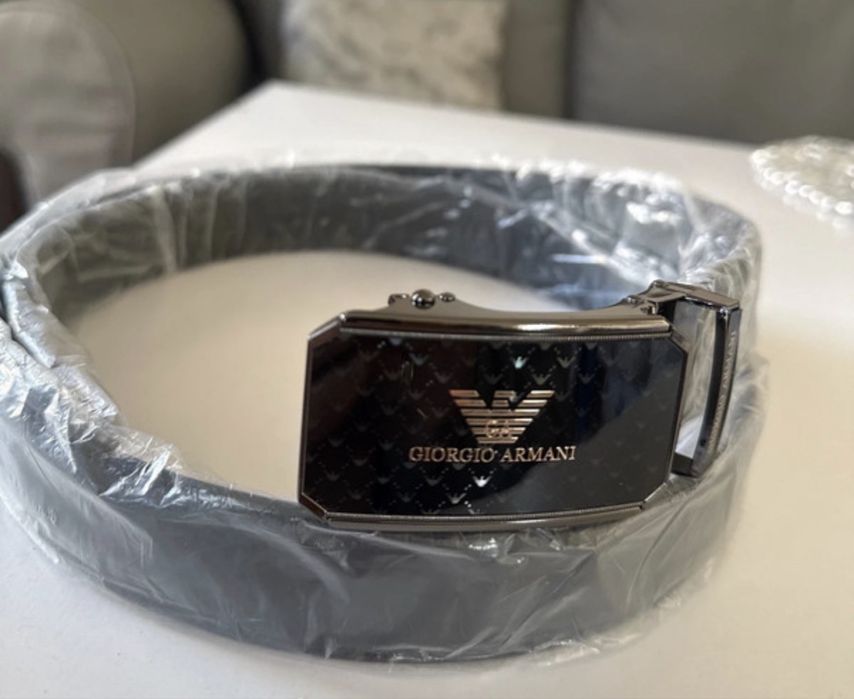 Nowy pasek Armani