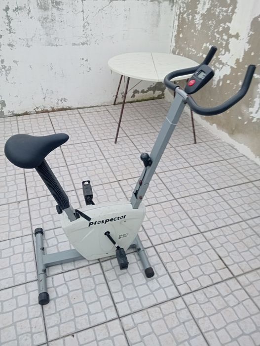 Bicicleta de ginástica