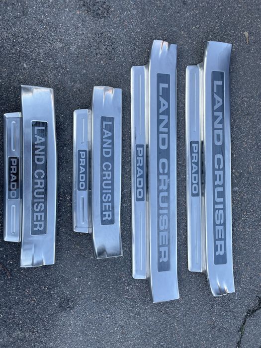 Накладки на пороги Toyota Prado 150