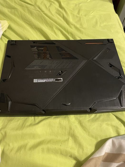 Laptop MSI thin RTX 3050 8GB, i5 11th gen, 32GB RAM, 1TB SSD M2.0