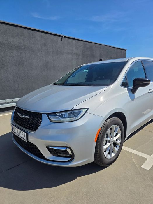 Chrysler Pacifica
