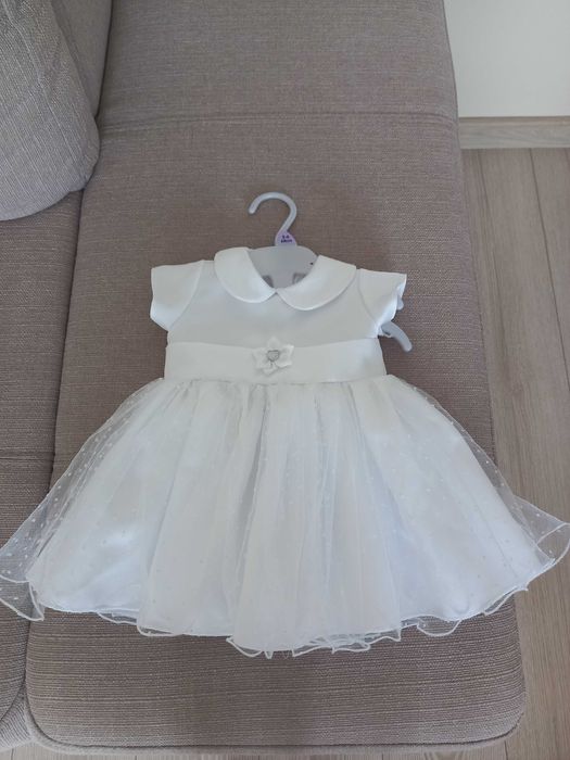 Sprzedam ubranko do chrztu rozmiar 62