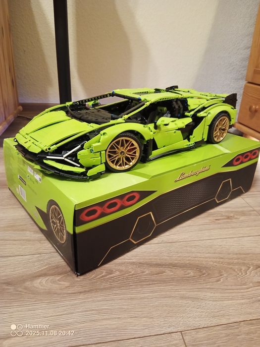 Lego Technic Lamborghini 42115
