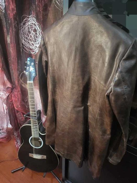 Casaco cabedal castanho. Casaco pele. UNISEXO. Excelente estado