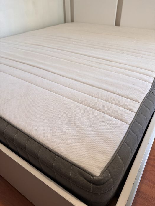 Cama de casal IKEA 160x200 - branca + estrado + colchão