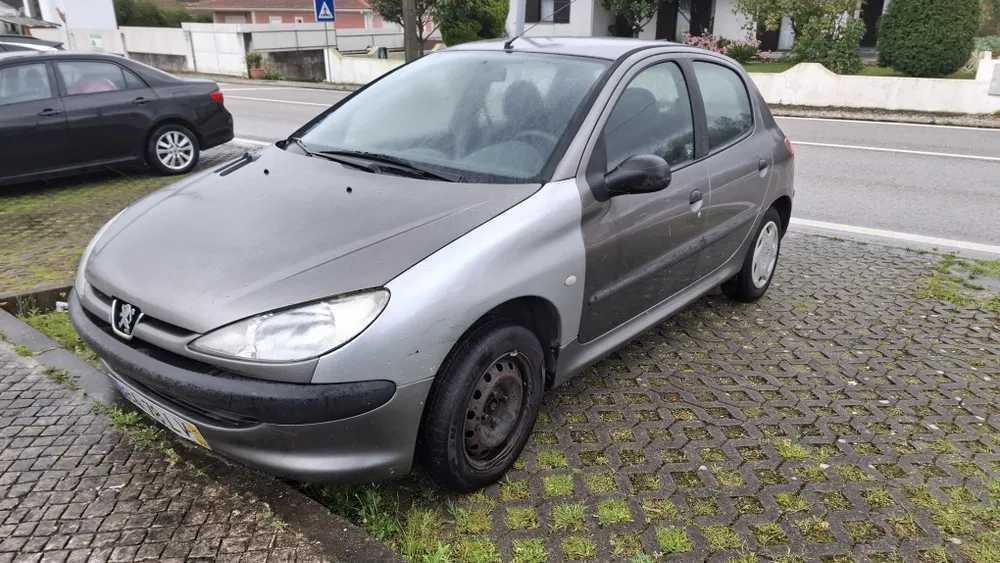 Peugeot 206 poucos Km