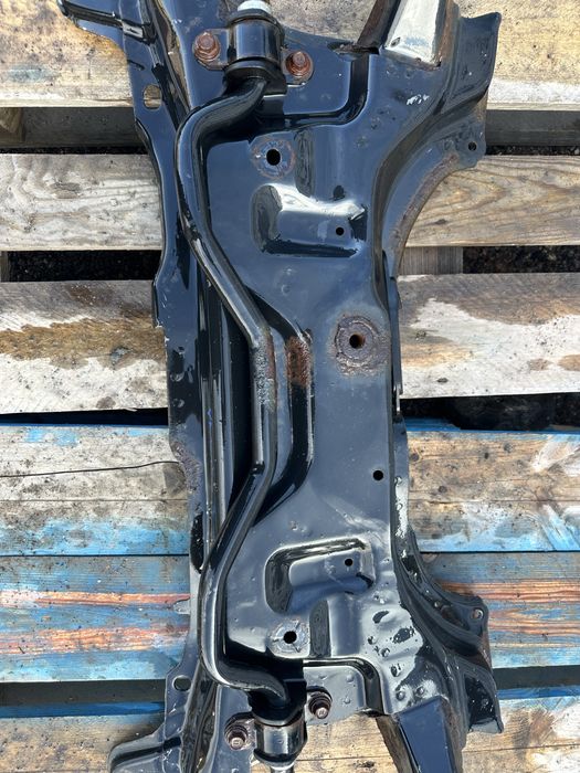 Підрамник передній, балка передня Toyota Yaris 3 lll 2011-2020