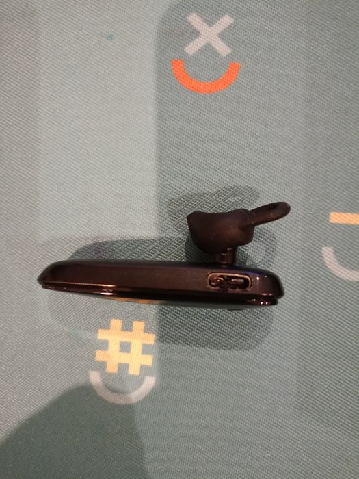 Słuchawka Bluetooth -uszkodzona