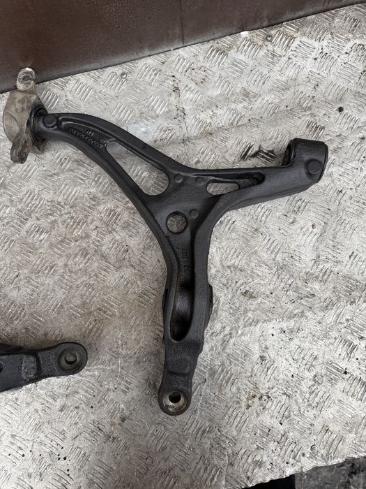 Рычаг передний Mercedes ml w164 год 07 мерседес мл 164