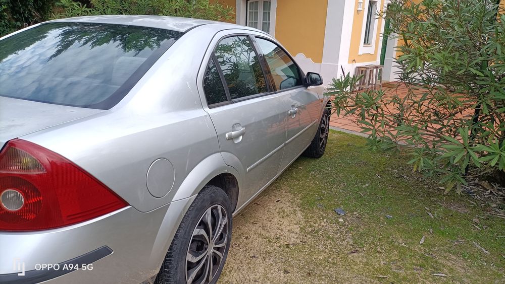 Vendo ou troco Mondeo 2002