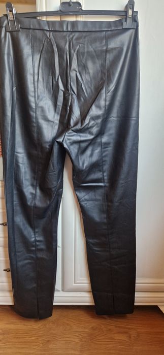 Zara spodnie z eko skóry jak nowe