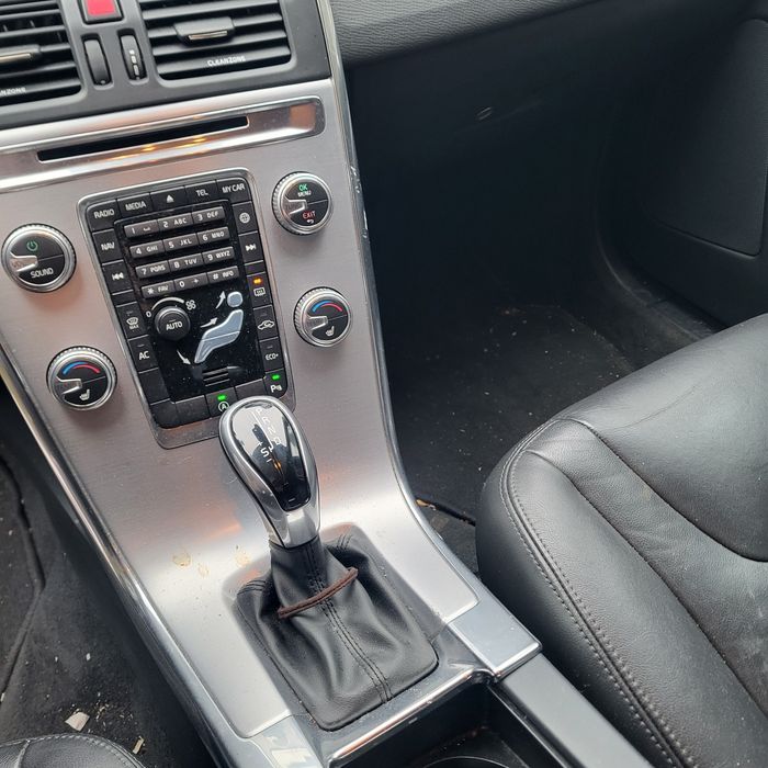 Volvo XC60 2016 rok 190KM el. Klapa