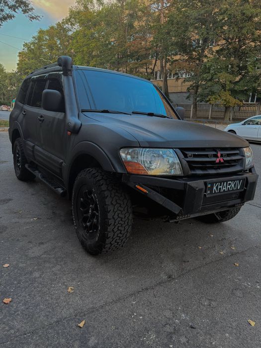 Мідсубісі педжеро 3