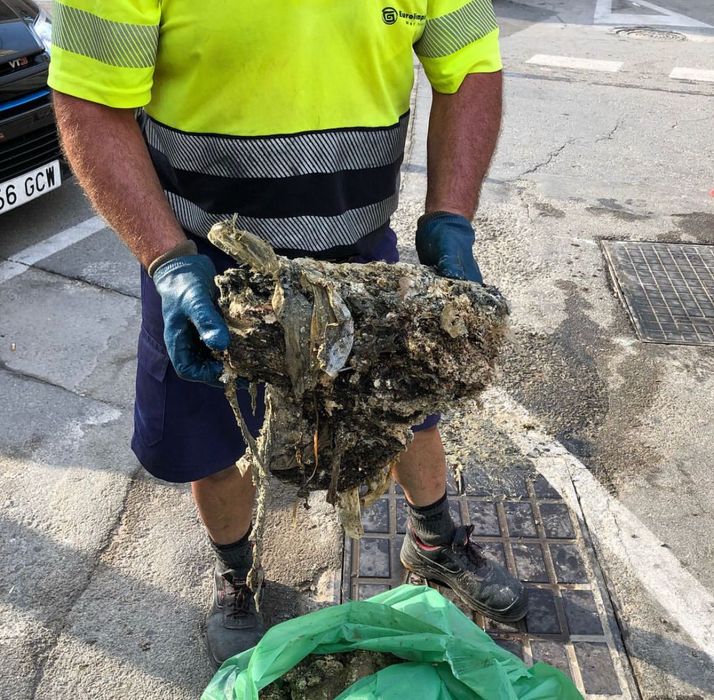 Inspeção de vídeo / Desentupimento e limpeza caixas de esgoto