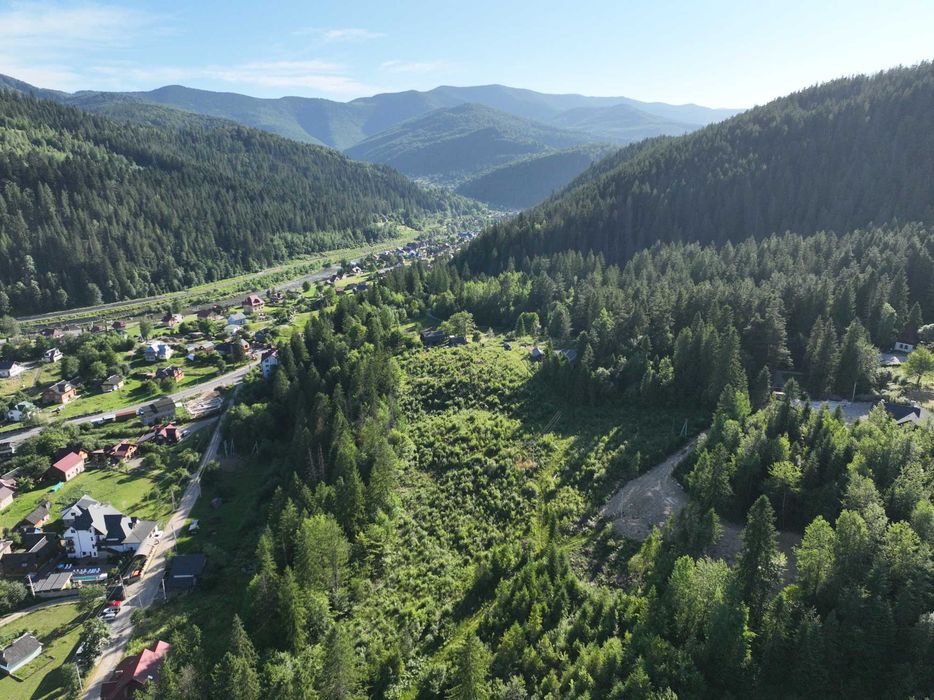 Земельна ділянка 130 соток, м.Яремче (Хижки), поділ від 0,10 га