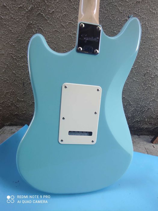 Fender Squier Paranormal Cyclone, Daphne Blue MODELO DESCONTINUADO
