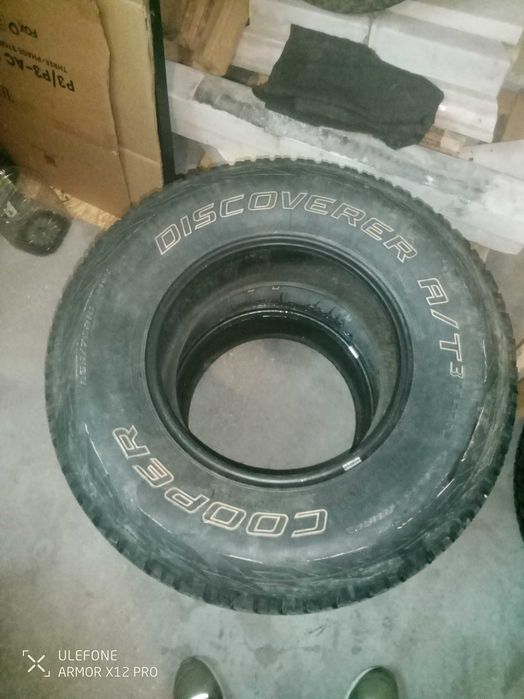 Vendo 4 peuns em bom estado com a medida 265/75/R16