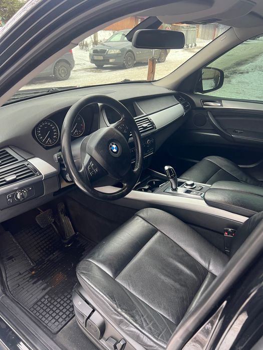 Продам BMW X5 e70