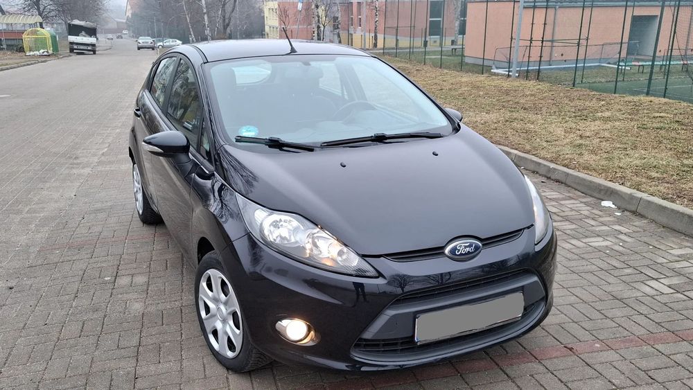 Ford Fiesta KLIMA, serwis, Bezwypadkowy, grzane fotele, st. IDEALNY
