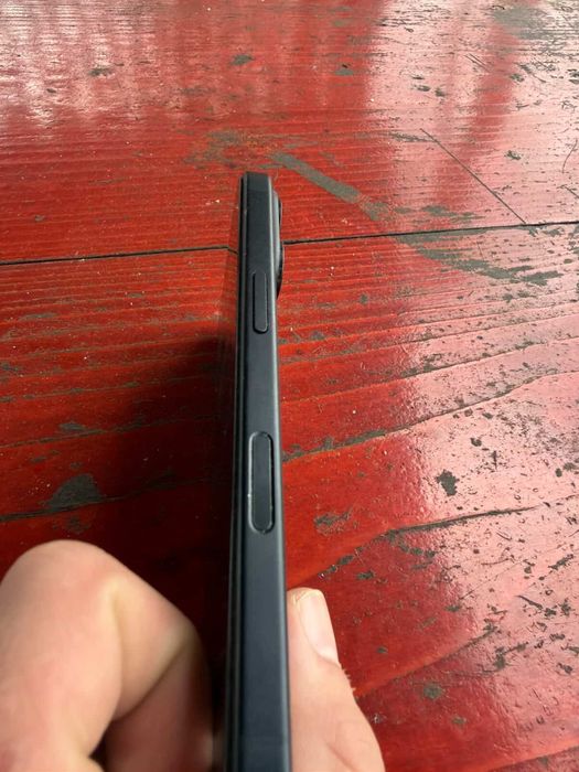 Iphone 16 Blek