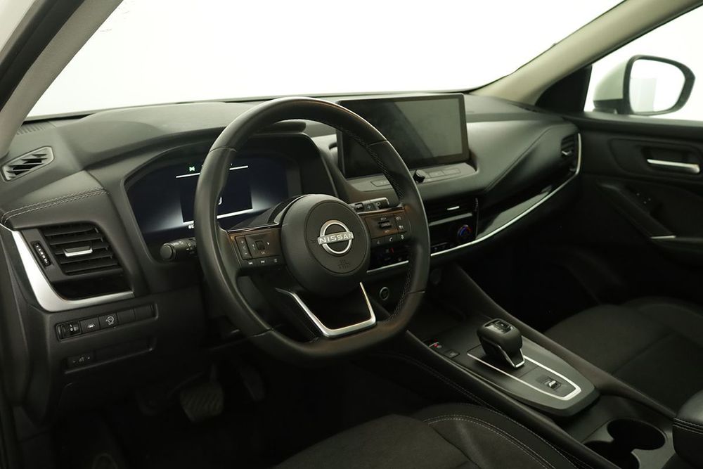 Nissan Qashqai 1.3 DIG-T N-Connecta LED Xtronic